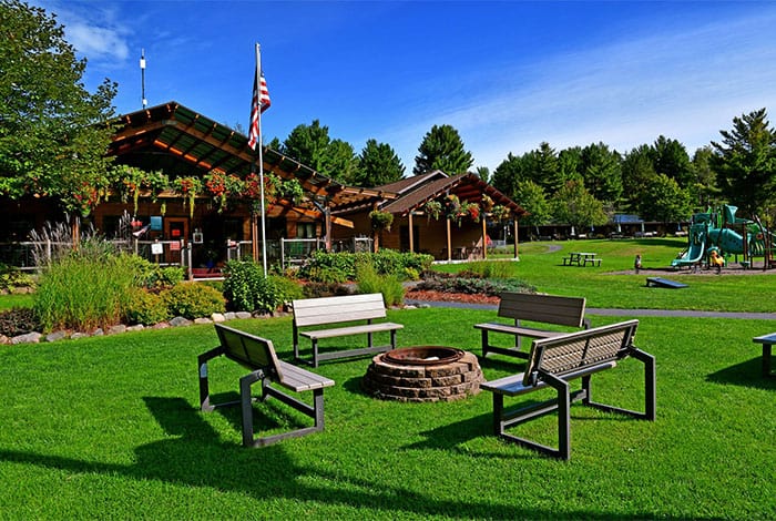 Treeland Resorts